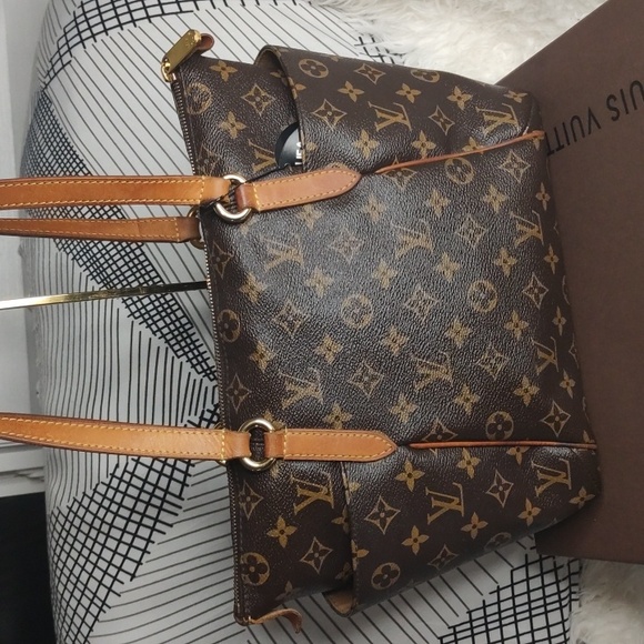 XXSold..Louise Vuitton Monogram totally PM tote handbag - Picture 5 of 11